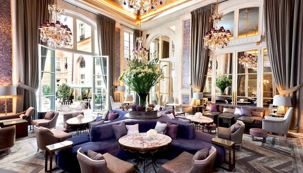 Hôtel de Crillon : une stratégie de luxe expérientiel