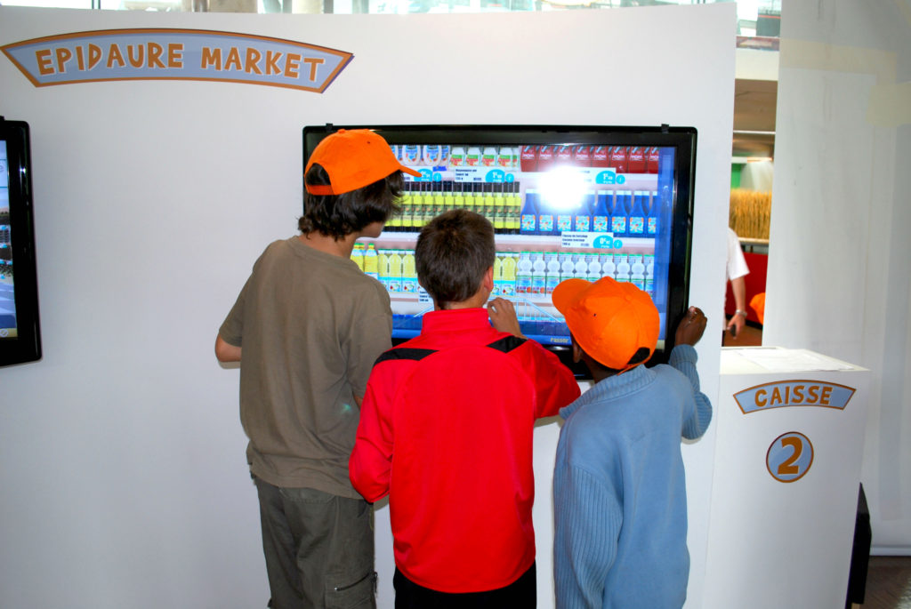 Habitudes alimentaires & Nutrition santé : quelle stratégie pour apprendre aux enfants à manger équilibré ?